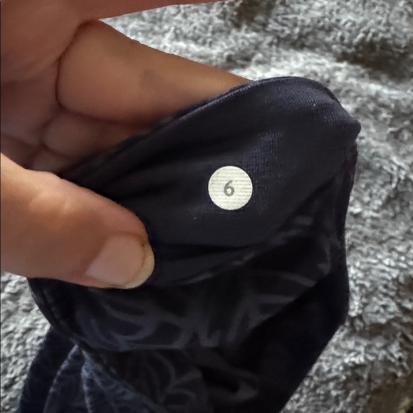 LULULEMON Wunder Cropped Leggings - Picture 12 of 12